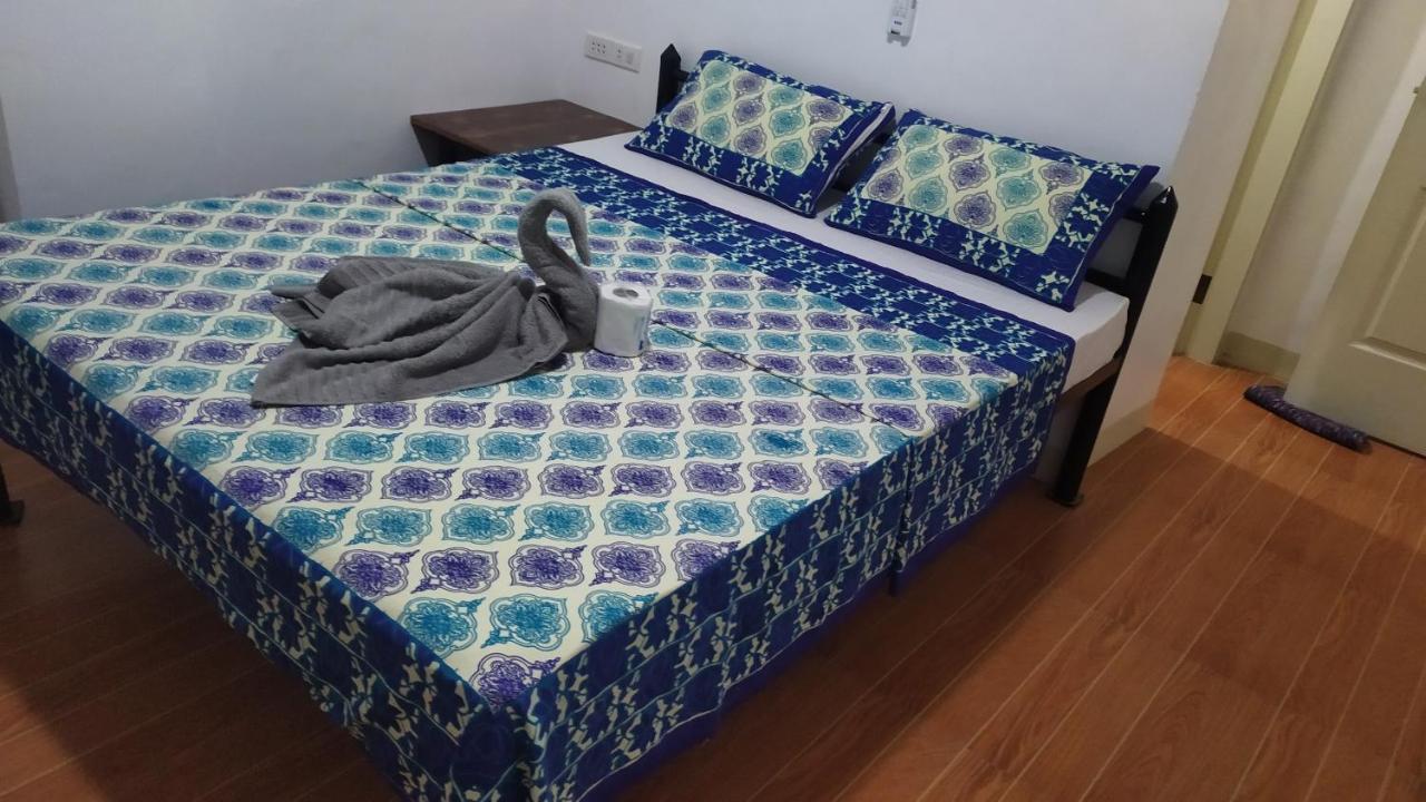 Hotel Ashoka Ел Нидо Екстериор снимка